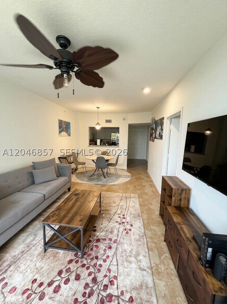 Fort Lauderdale FL 33308 - A12046857