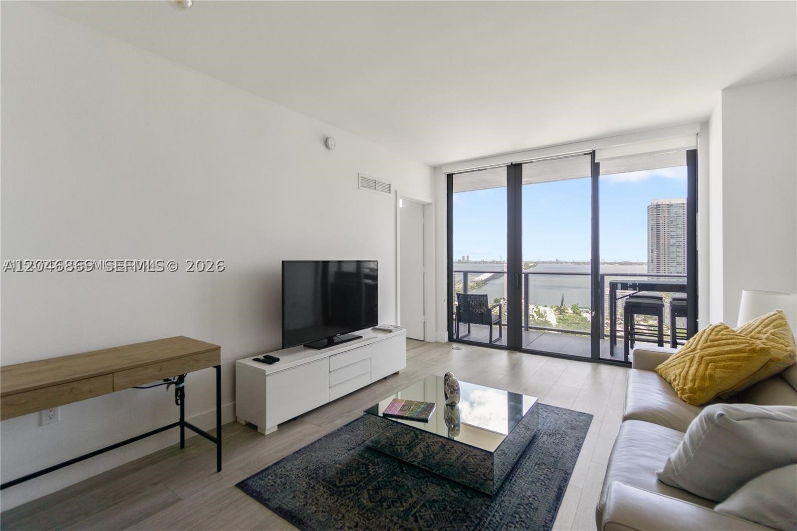 121 NE 34th St #2706, Miami FL 33137