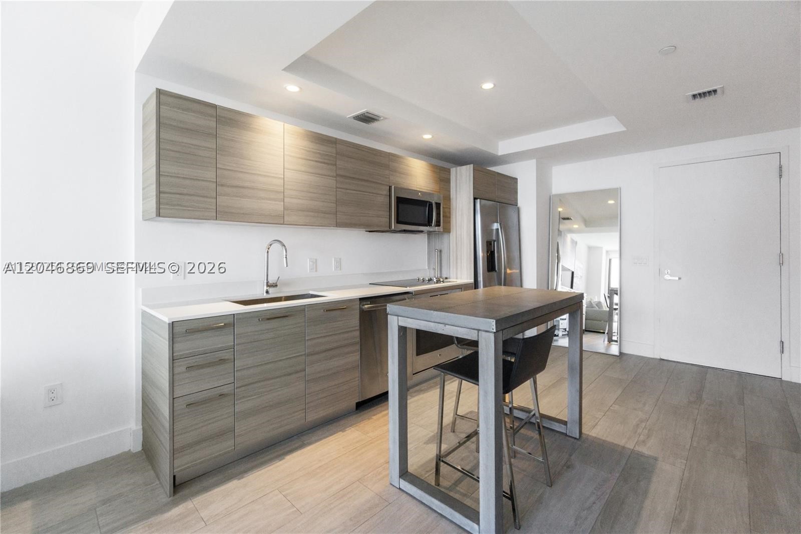 121 NE 34th St #2706, Miami FL 33137