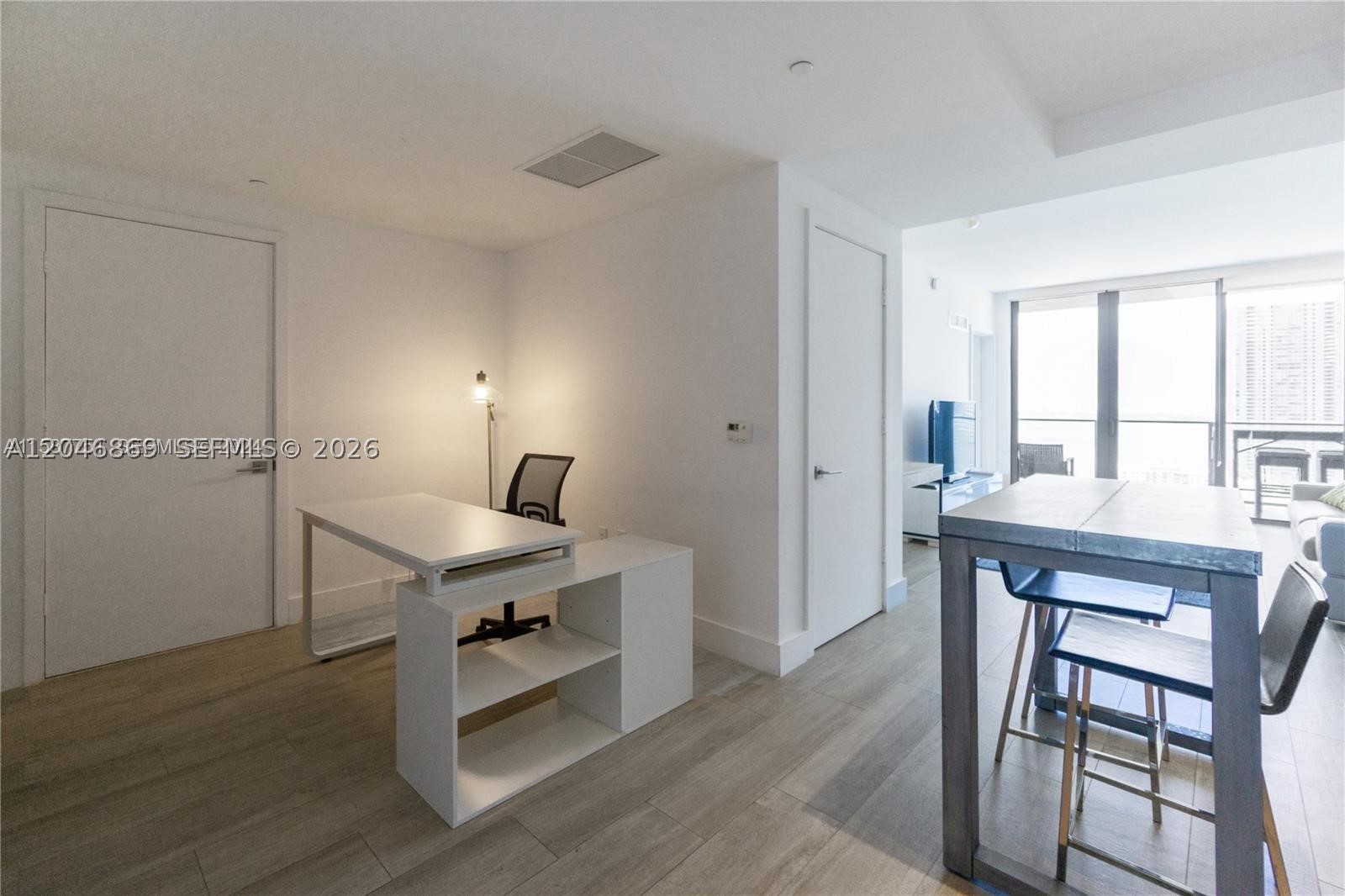121 NE 34th St #2706, Miami FL 33137