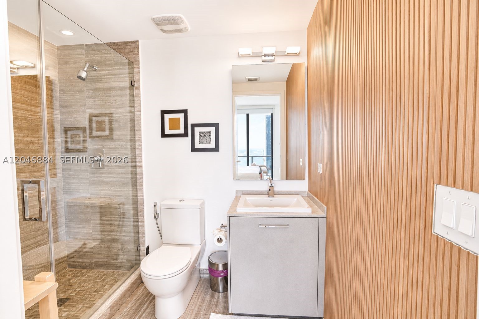 1010 Brickell Ave #2402, Miami FL 33131