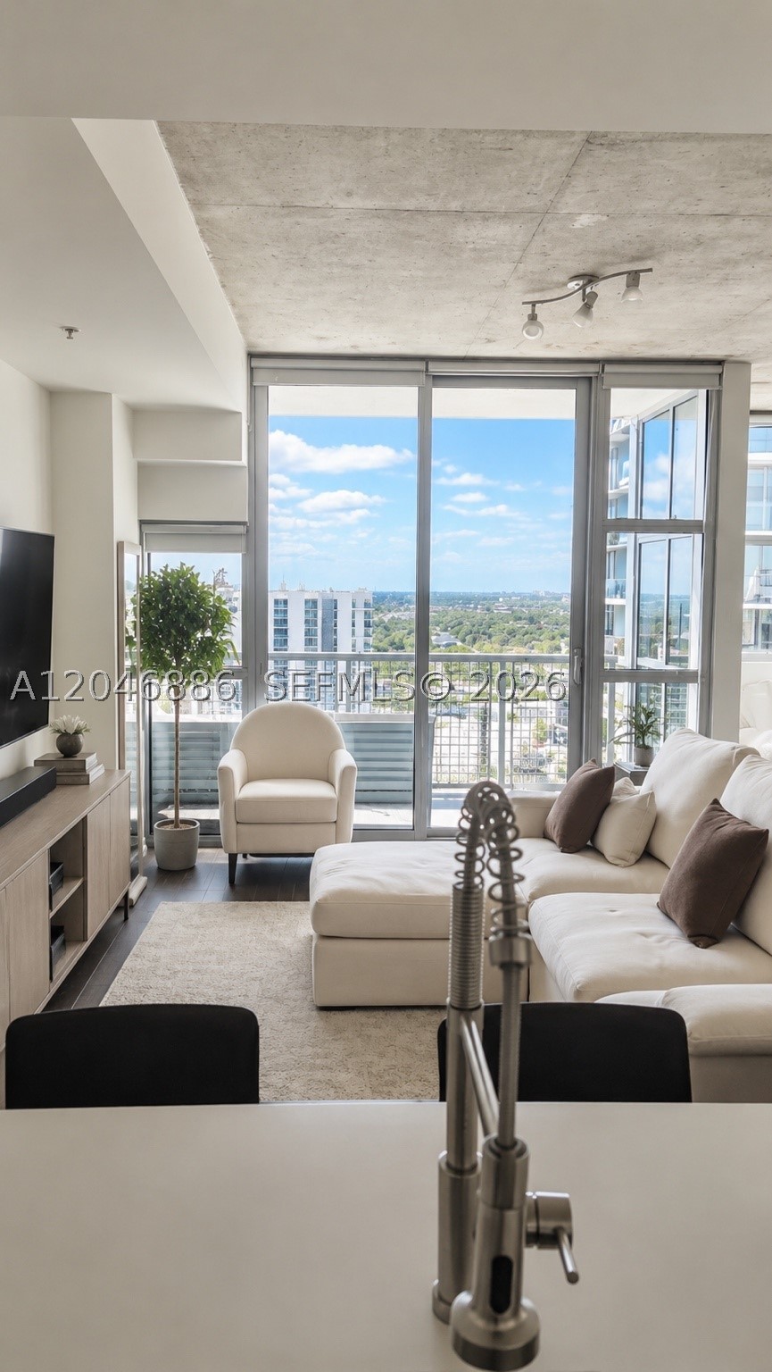 3301 NE 1st Ave #H2113, Miami FL 33137