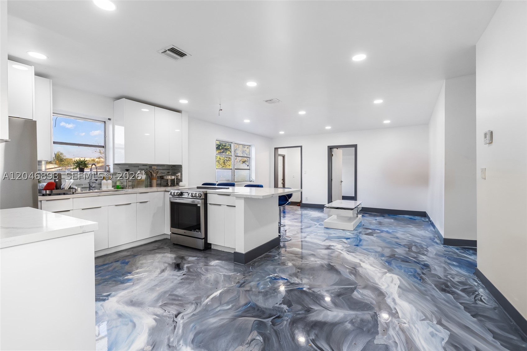 3430 NW 43rd Ave, Lauderdale Lakes FL 33319