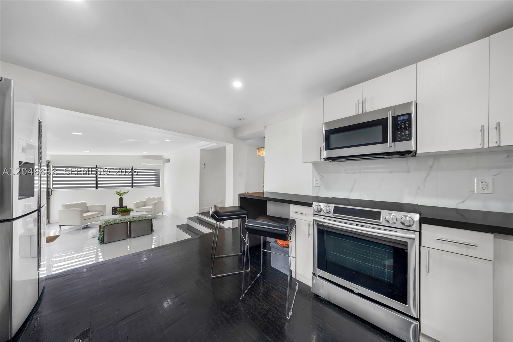 6541 SW 18th St, West Miami FL 33155