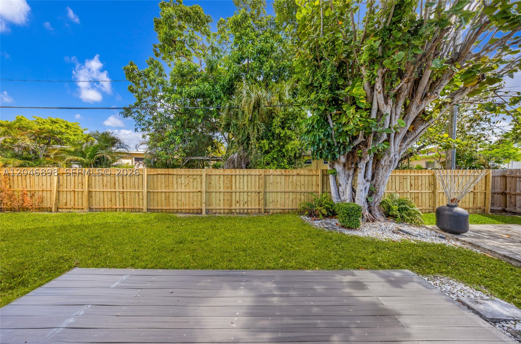 6541 SW 18th St, West Miami FL 33155
