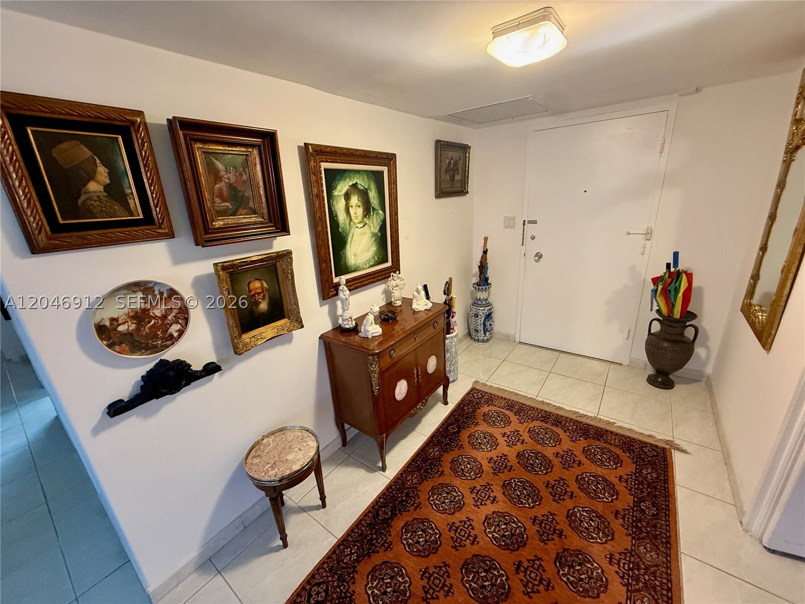 900 Bay Dr #527, Miami Beach FL 33141