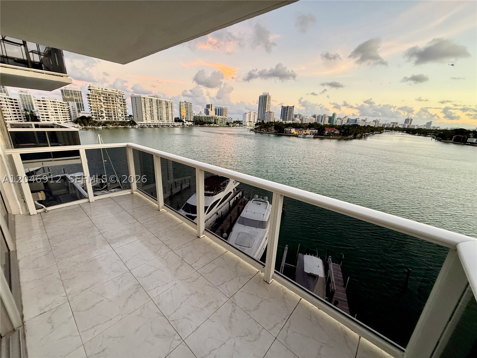 900 Bay Dr #527, Miami Beach FL 33141