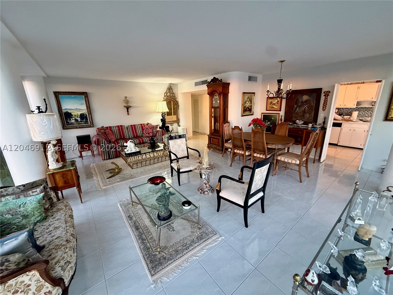 900 Bay Dr #527, Miami Beach FL 33141