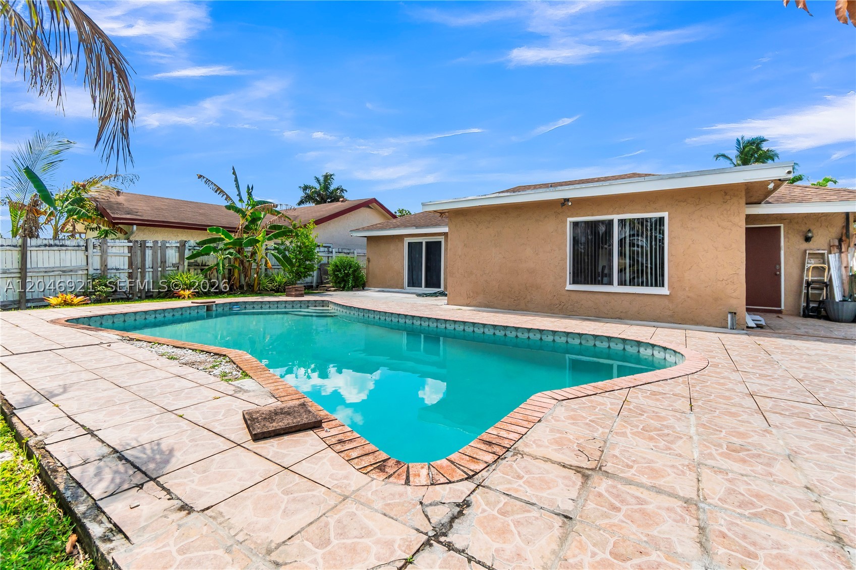 7421 SW 14th Ct, North Lauderdale FL 33068