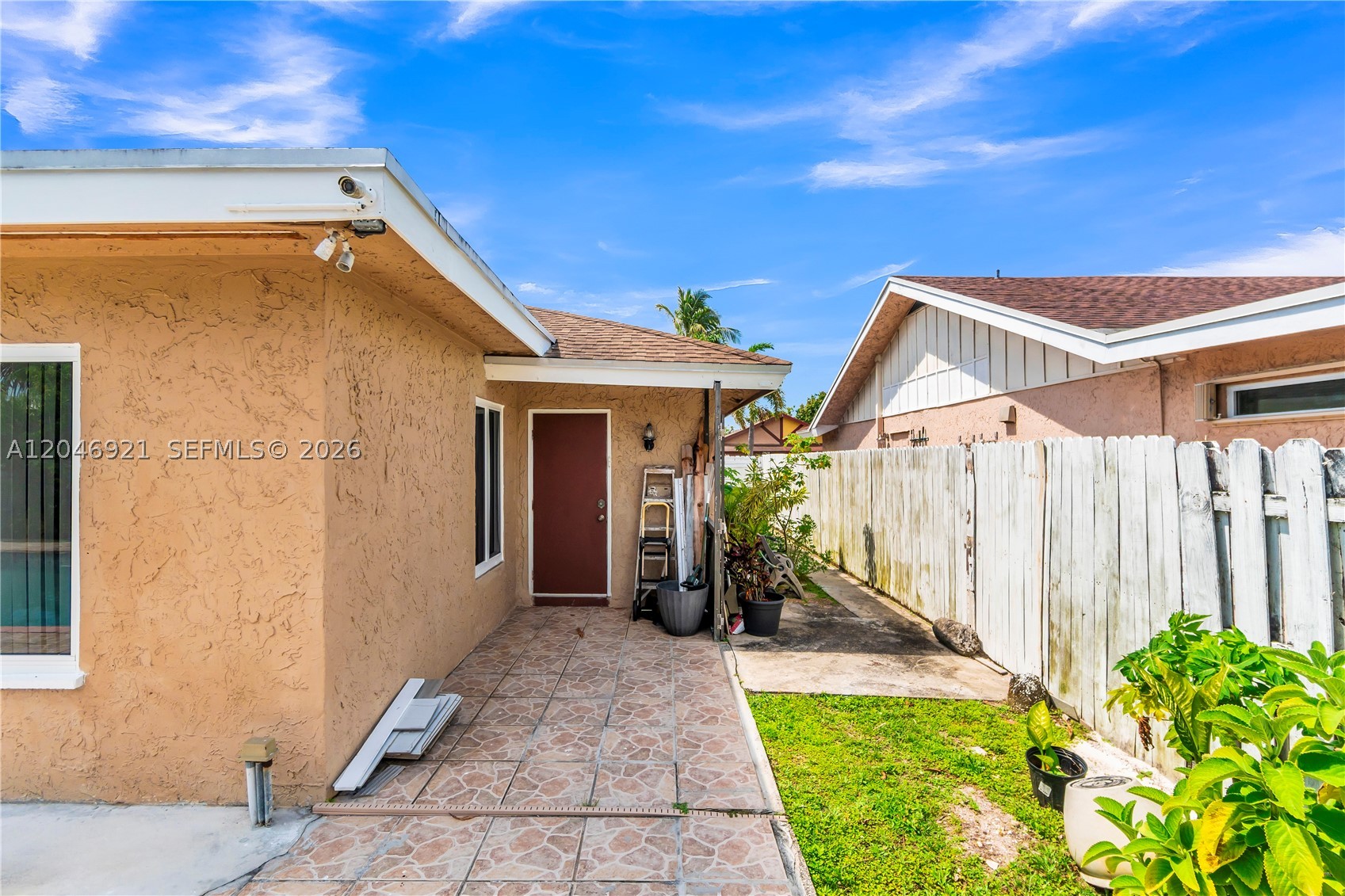 7421 SW 14th Ct, North Lauderdale FL 33068