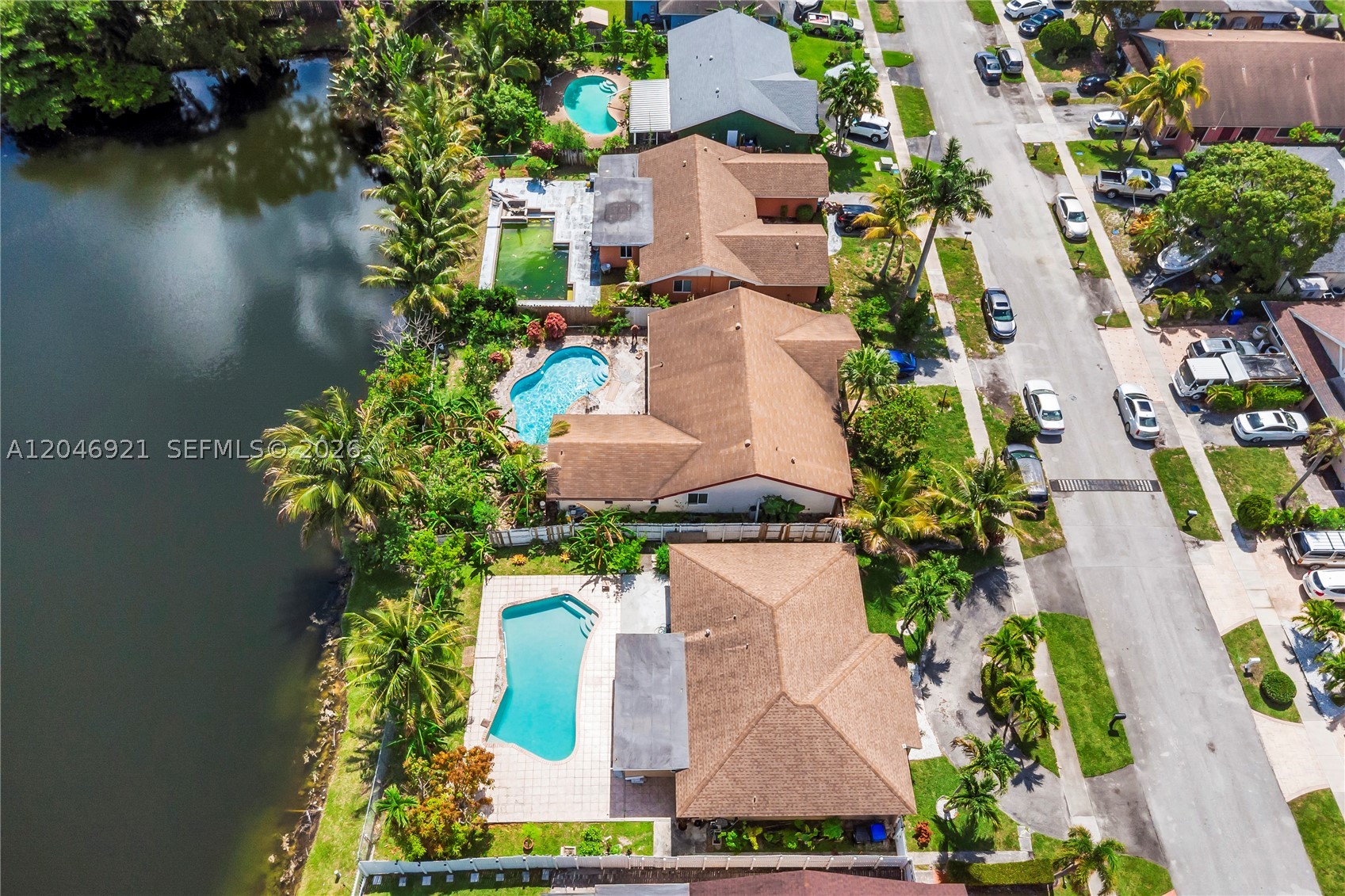 7421 SW 14th Ct, North Lauderdale FL 33068