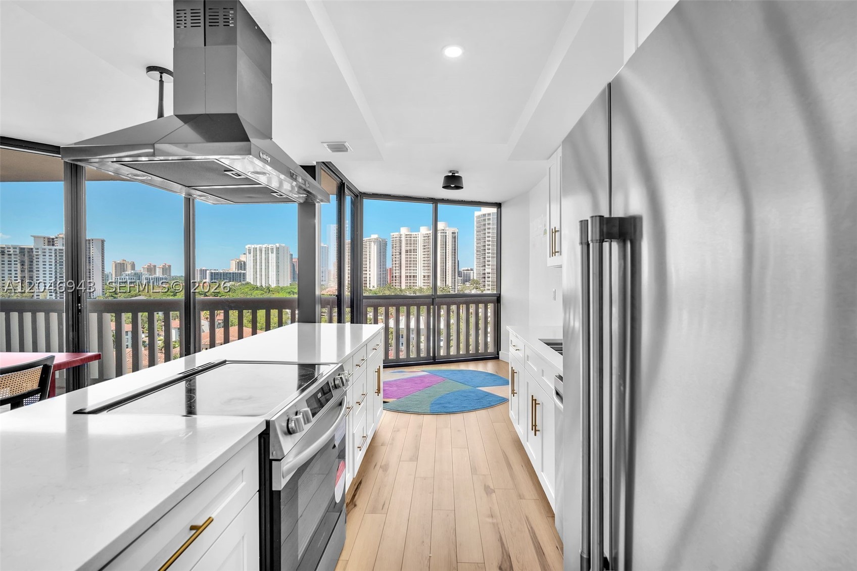1000 W Island Blvd #1206, Aventura FL 33160