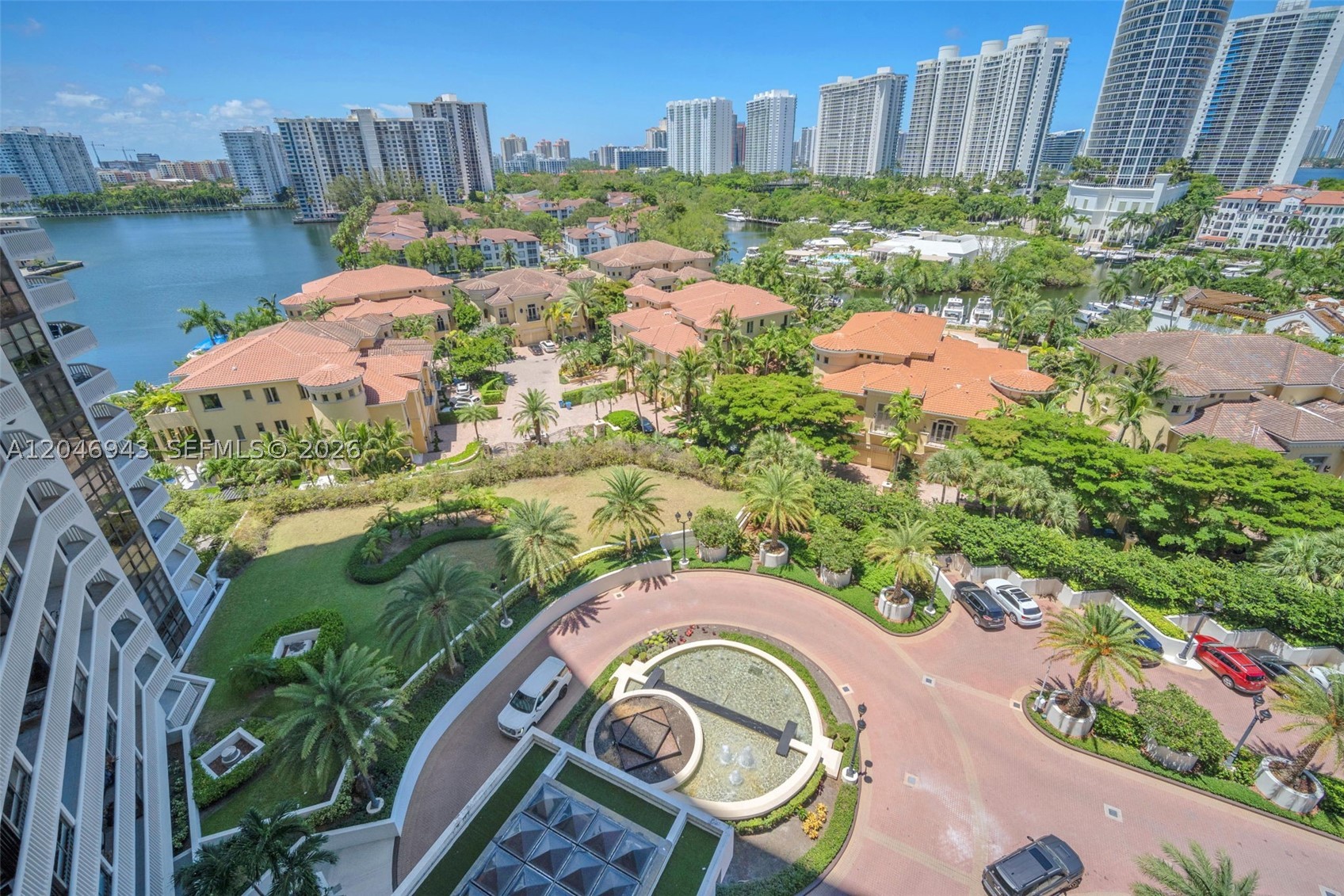 1000 W Island Blvd #1206, Aventura FL 33160