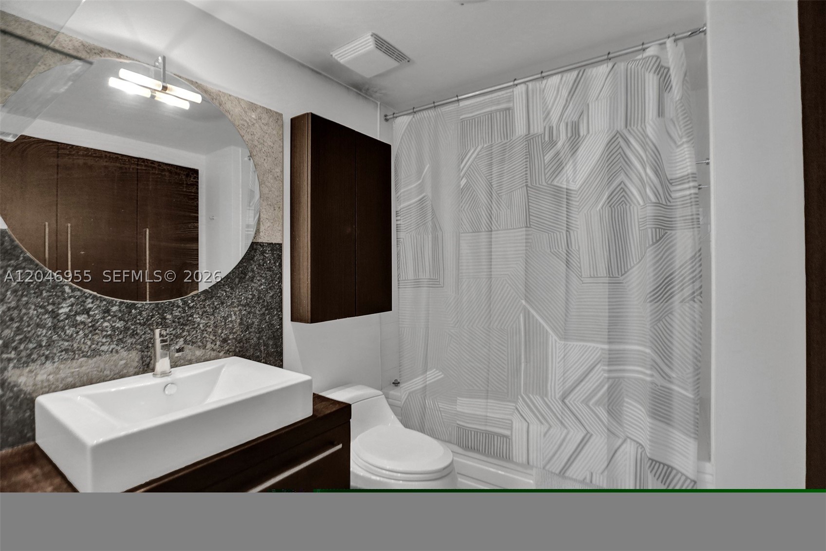 690 SW 1st Ct #2707, Miami FL 33130