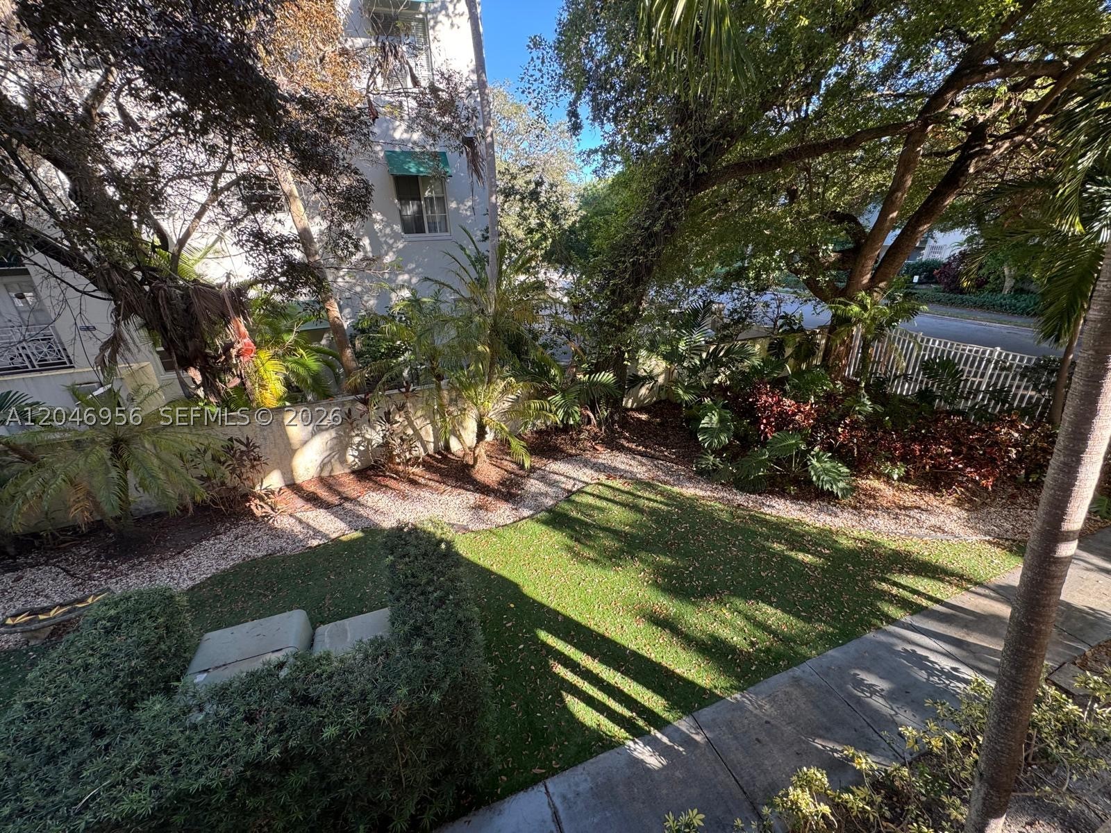 5839 SW 74th Ter #104, South Miami FL 33143