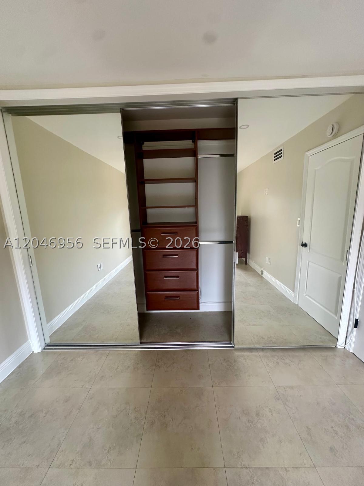 5839 SW 74th Ter #104, South Miami FL 33143