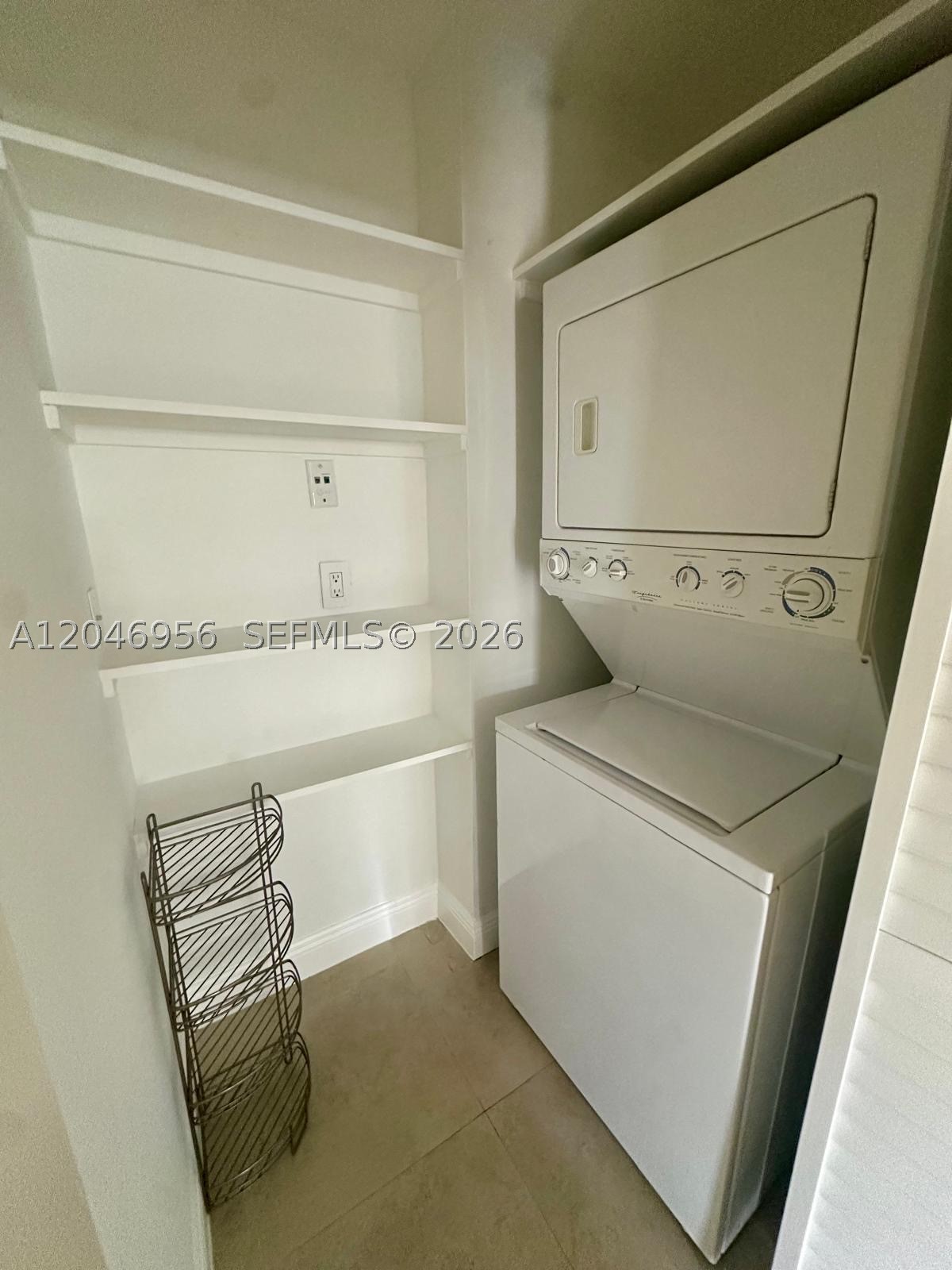 5839 SW 74th Ter #104, South Miami FL 33143