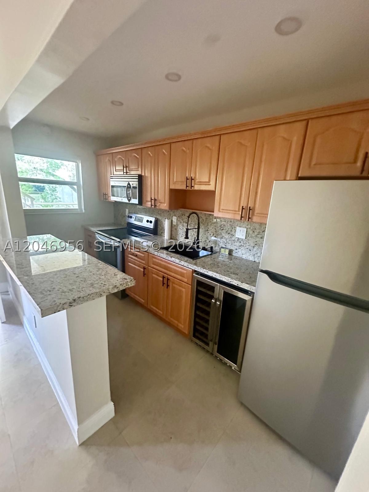 5839 SW 74th Ter #104, South Miami FL 33143