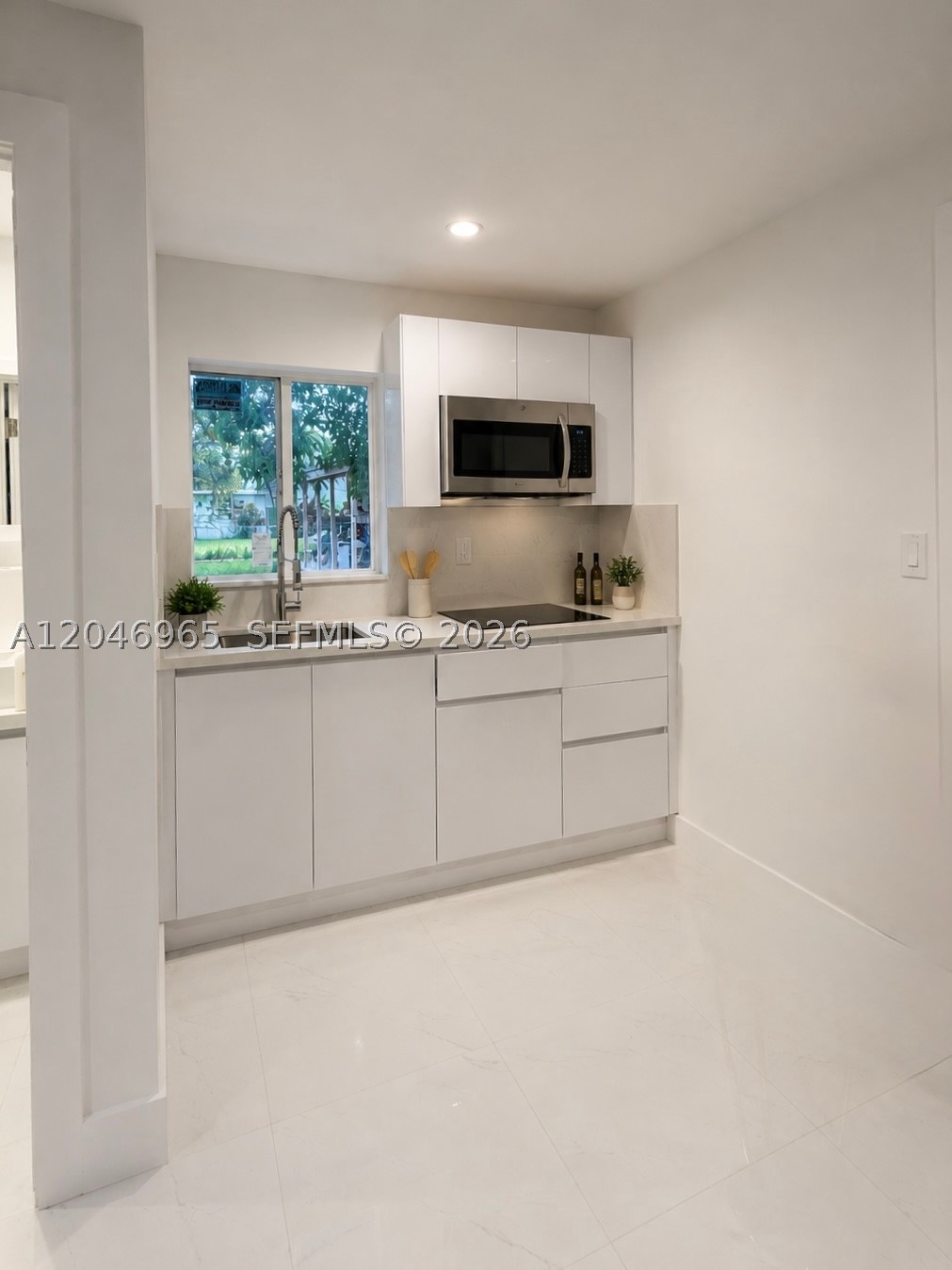 521 NW 33rd Ave #1, Miami FL 33125