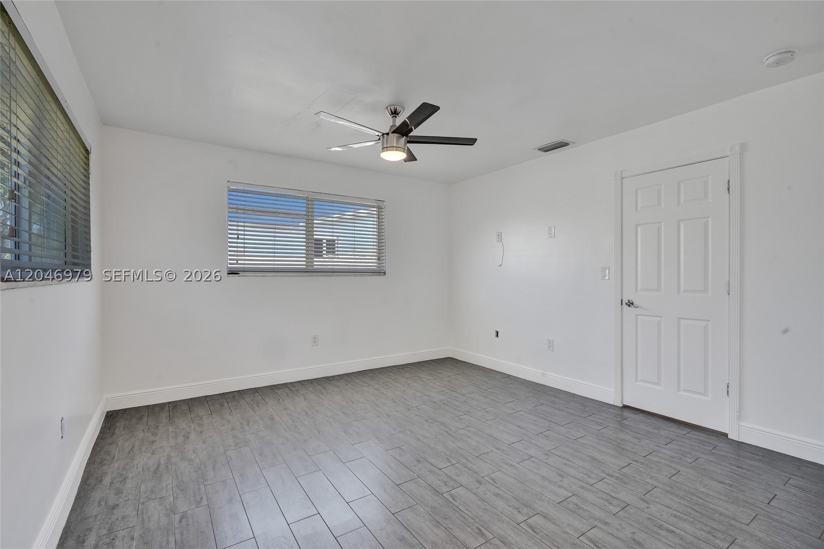 9240 54th St, Cooper City FL 33328