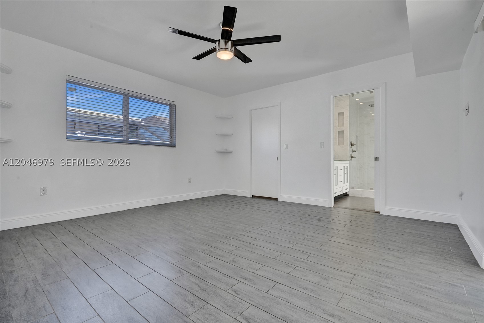 9240 54th St, Cooper City FL 33328