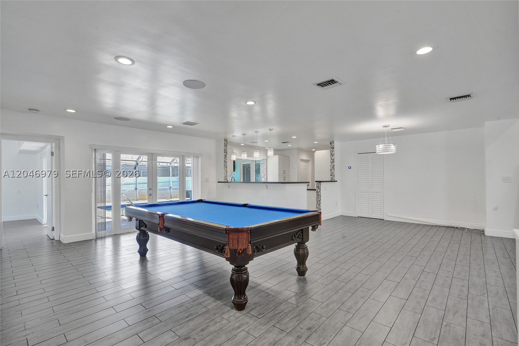 9240 54th St, Cooper City FL 33328