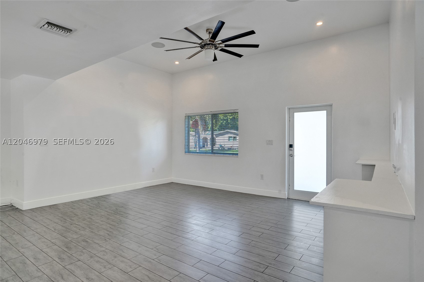 9240 54th St, Cooper City FL 33328