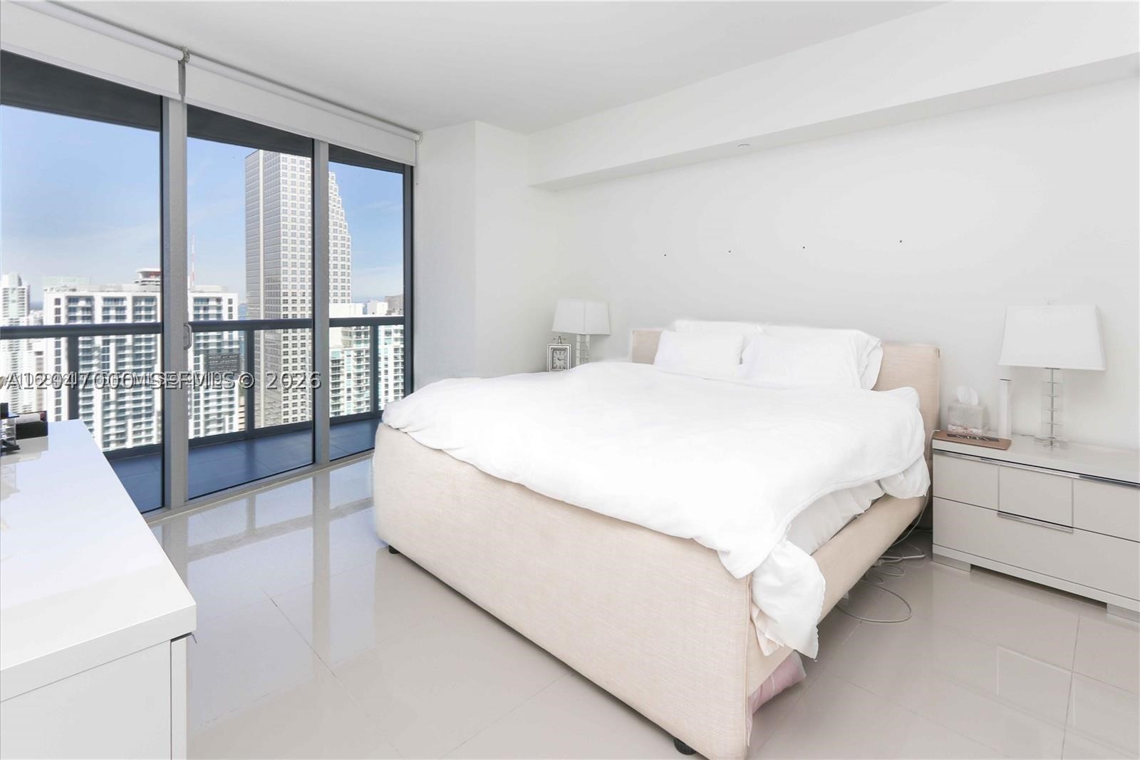 475 Brickell Ave #4612, Miami FL 33131