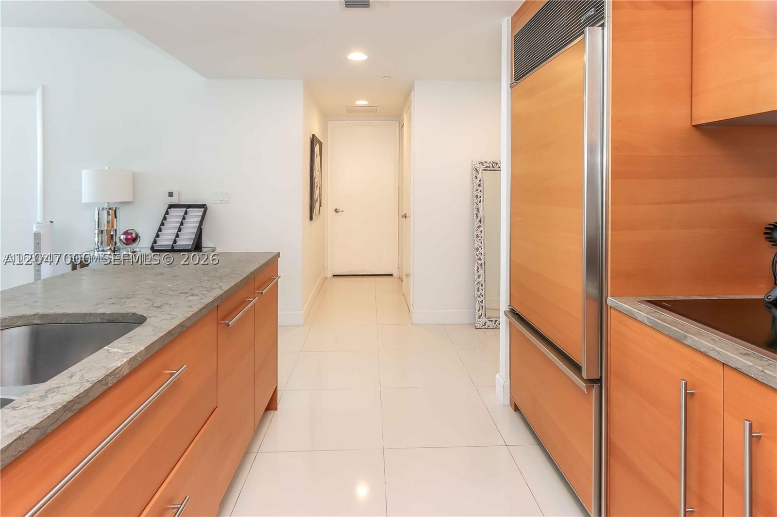 475 Brickell Ave #4612, Miami FL 33131
