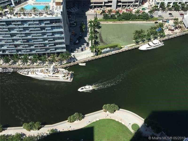 475 Brickell Ave #4612, Miami FL 33131