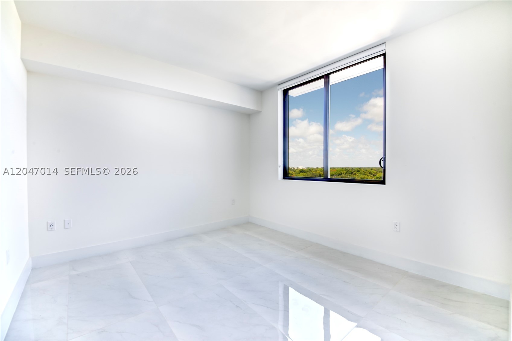 301 Altara Ave #733, Coral Gables FL 33146