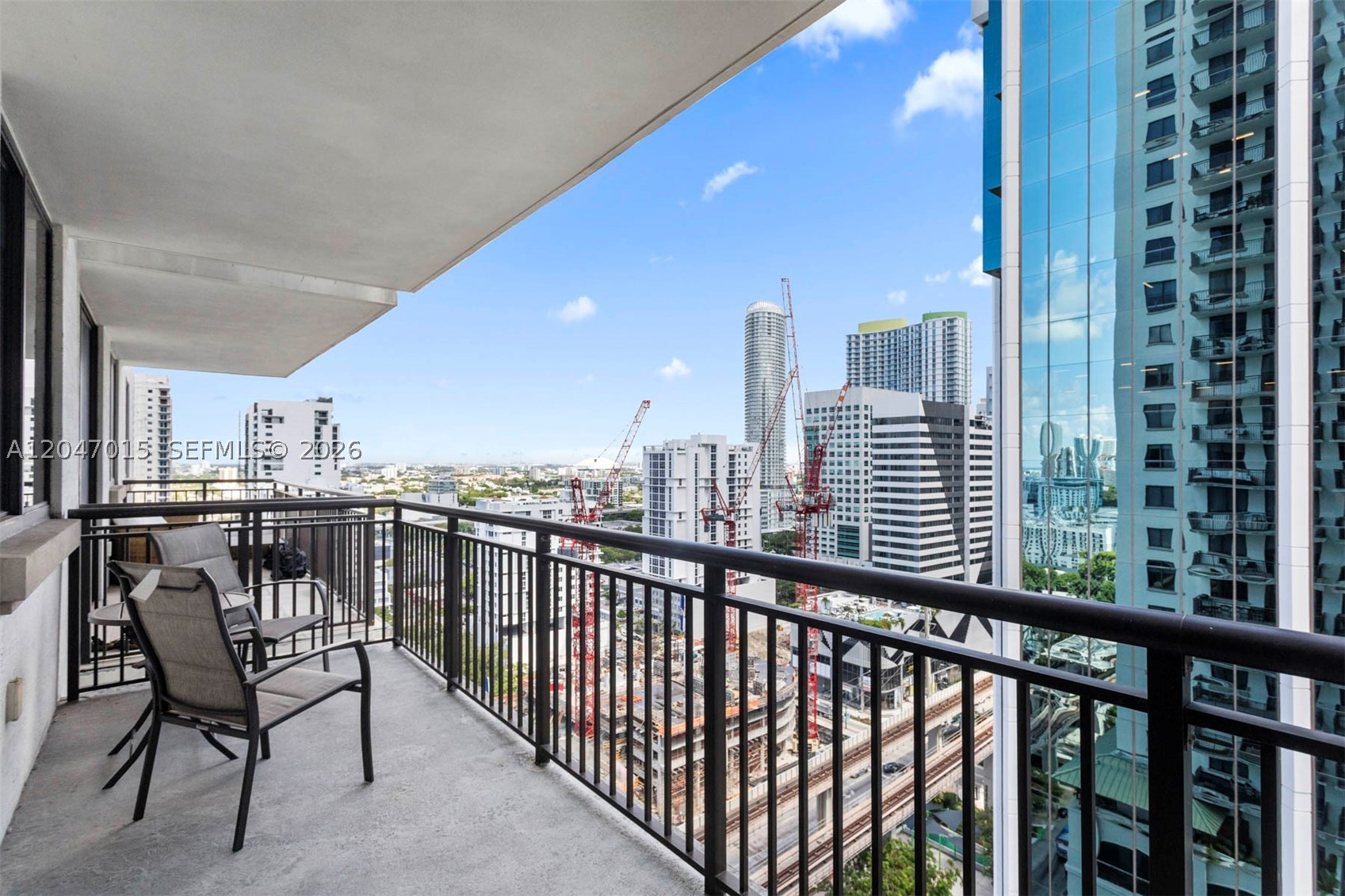 999 SW 1st Ave #2015, Miami FL 33130