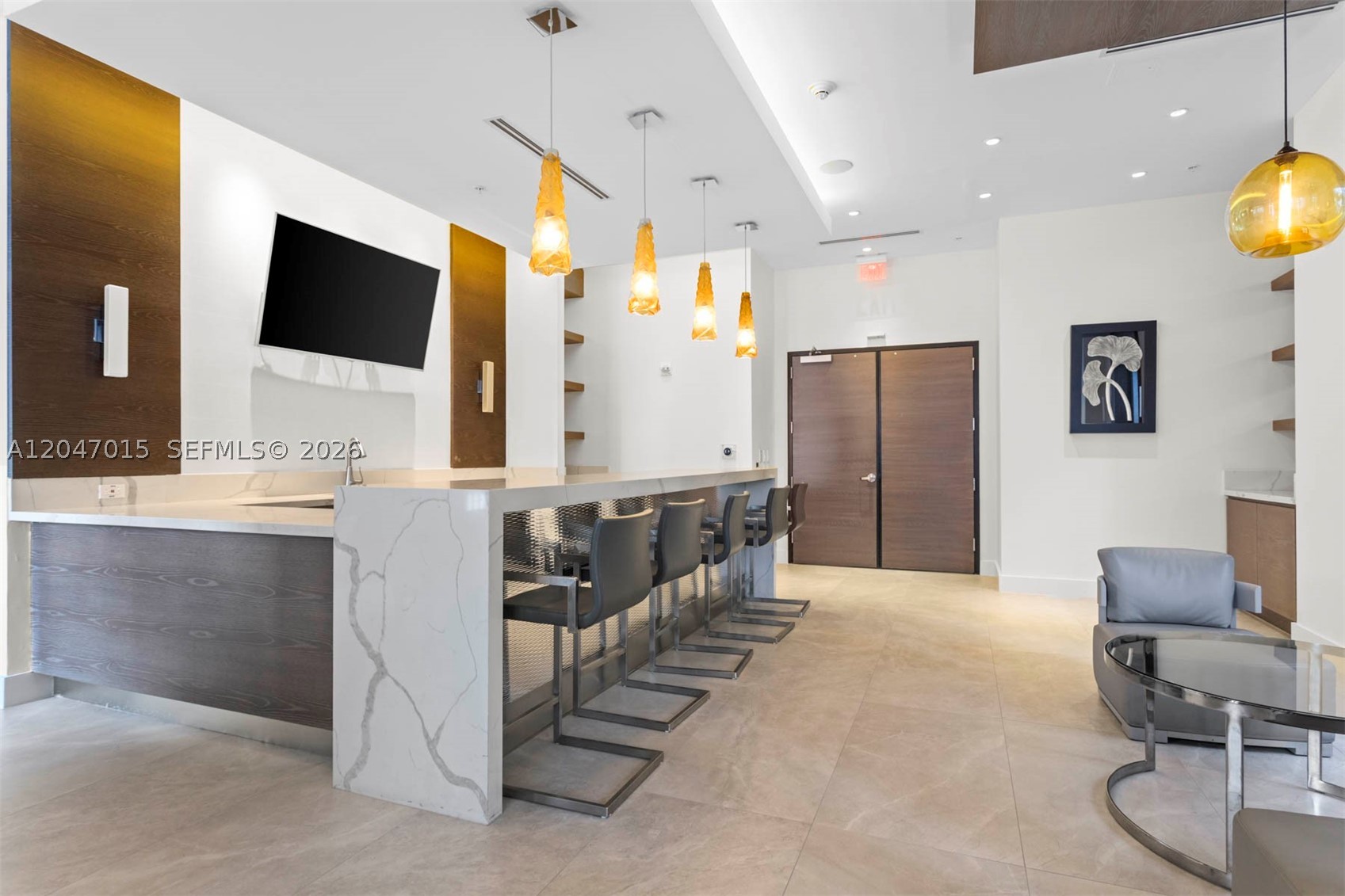 999 SW 1st Ave #2015, Miami FL 33130