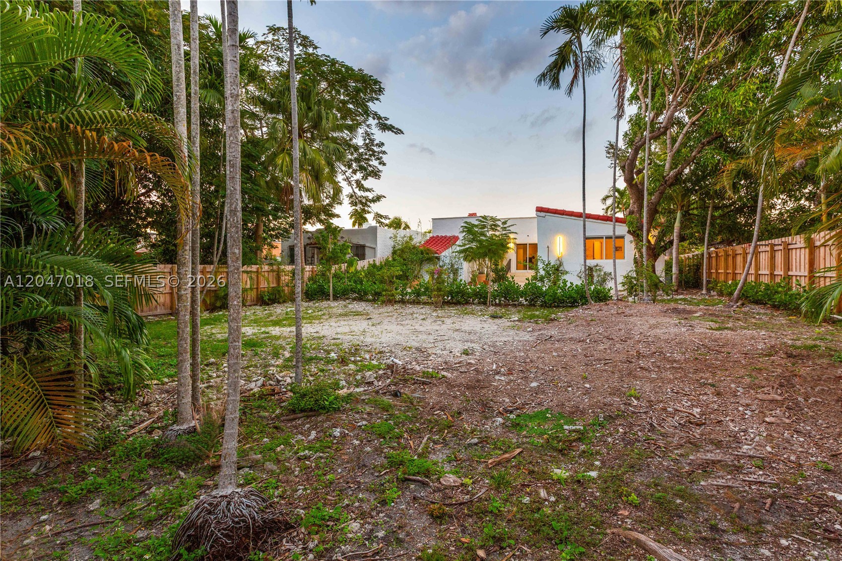 3616 SW 26th St, Miami FL 33133
