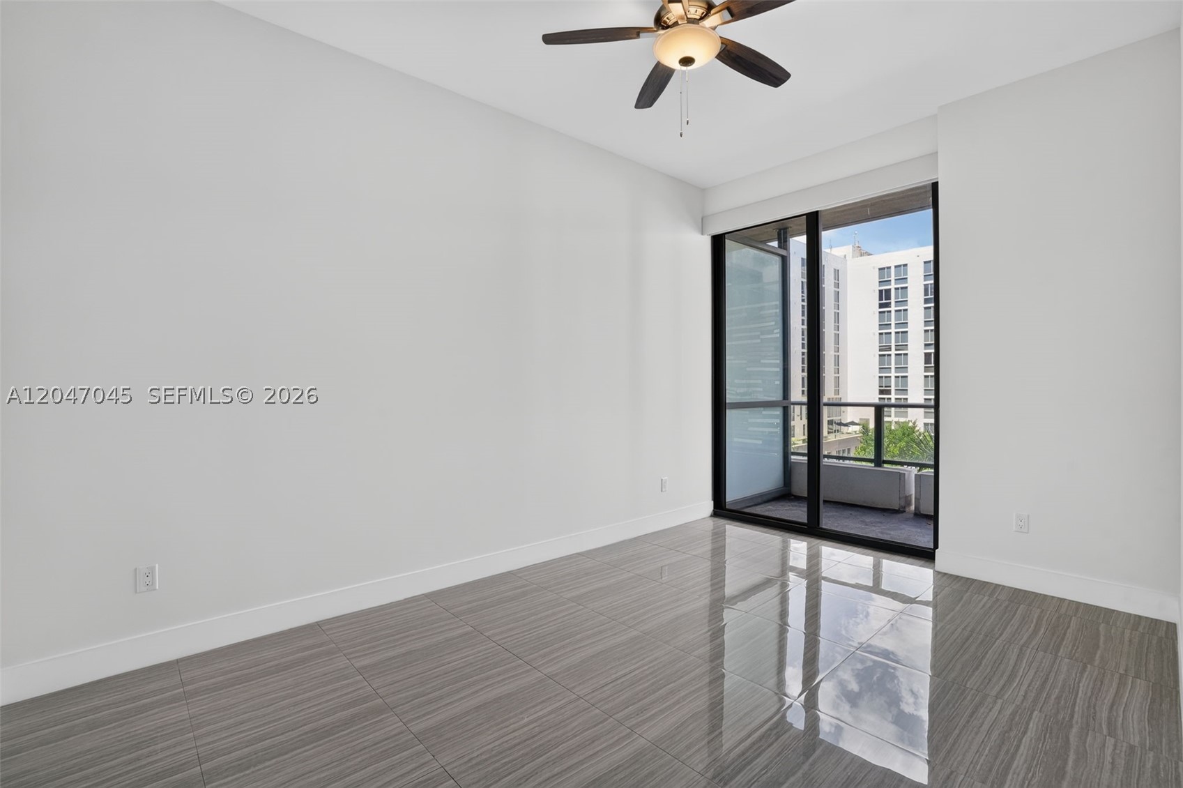 2960 NE 207th St #505, Aventura FL 33180