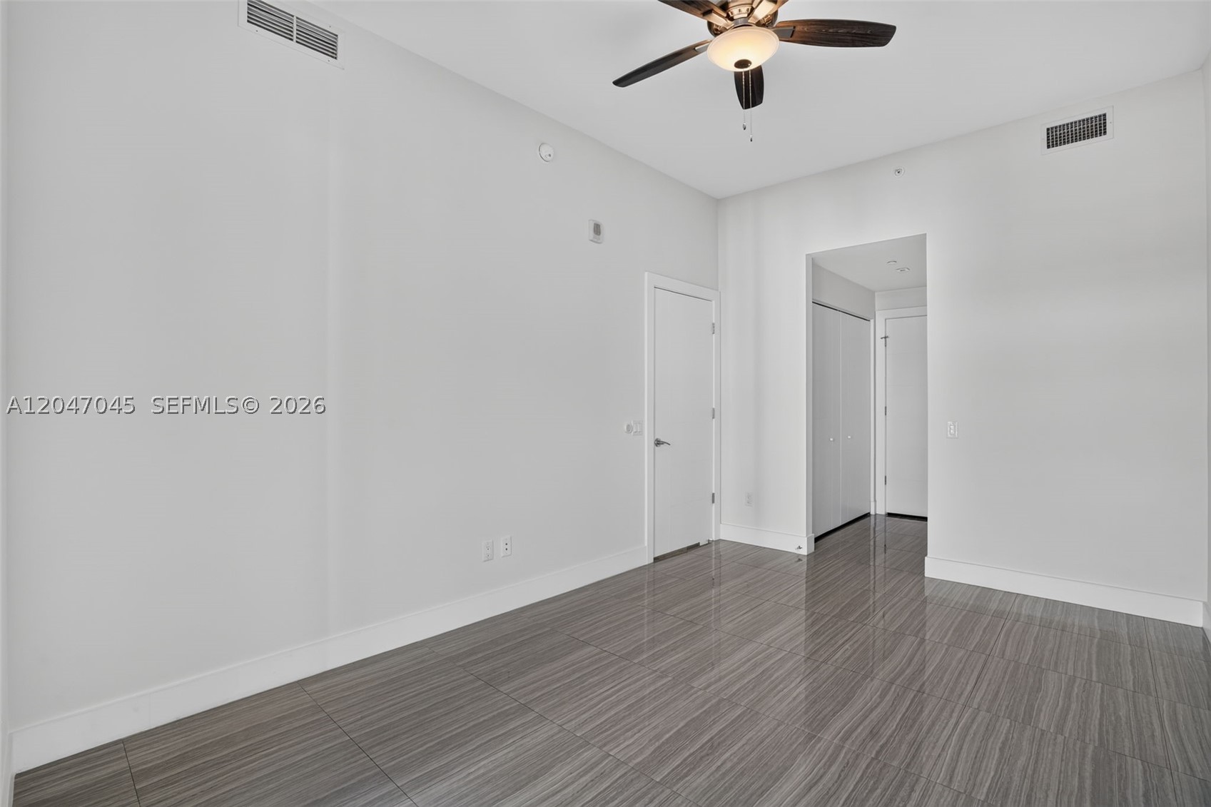 2960 NE 207th St #505, Aventura FL 33180