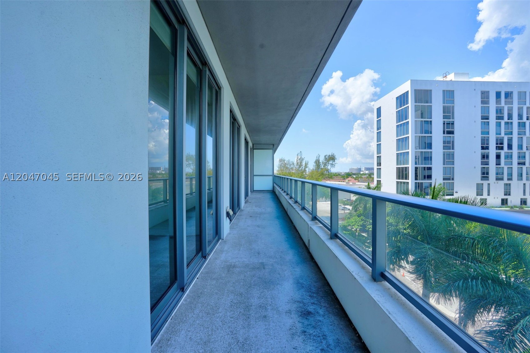 2960 NE 207th St #505, Aventura FL 33180