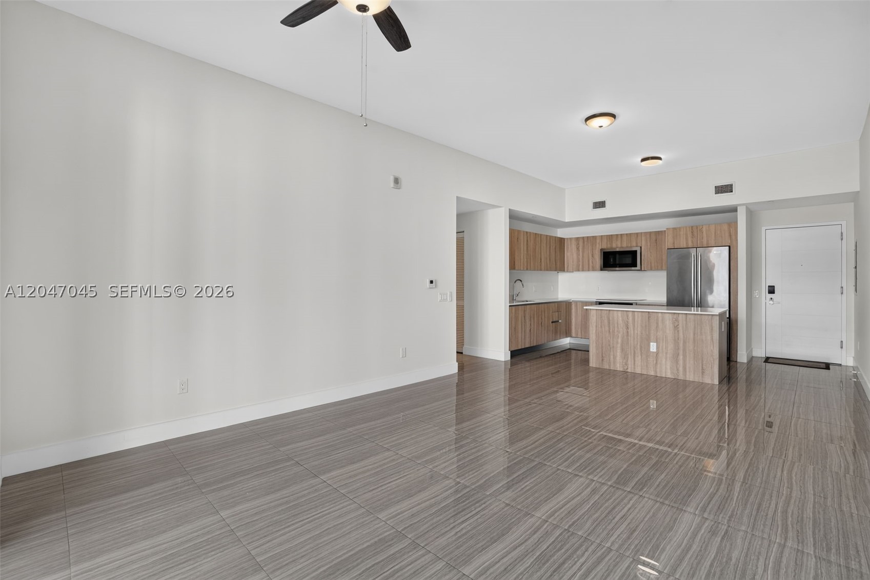 2960 NE 207th St #505, Aventura FL 33180