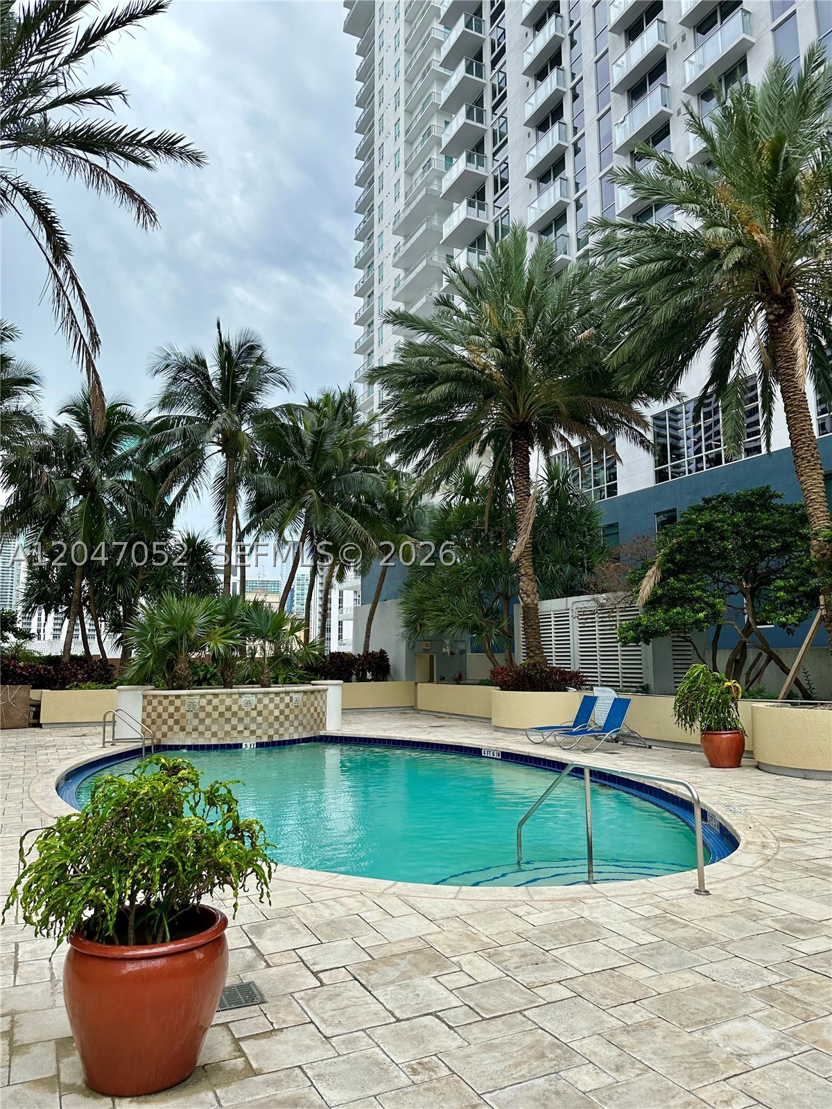 244 Biscayne Blvd #2610, Miami FL 33132