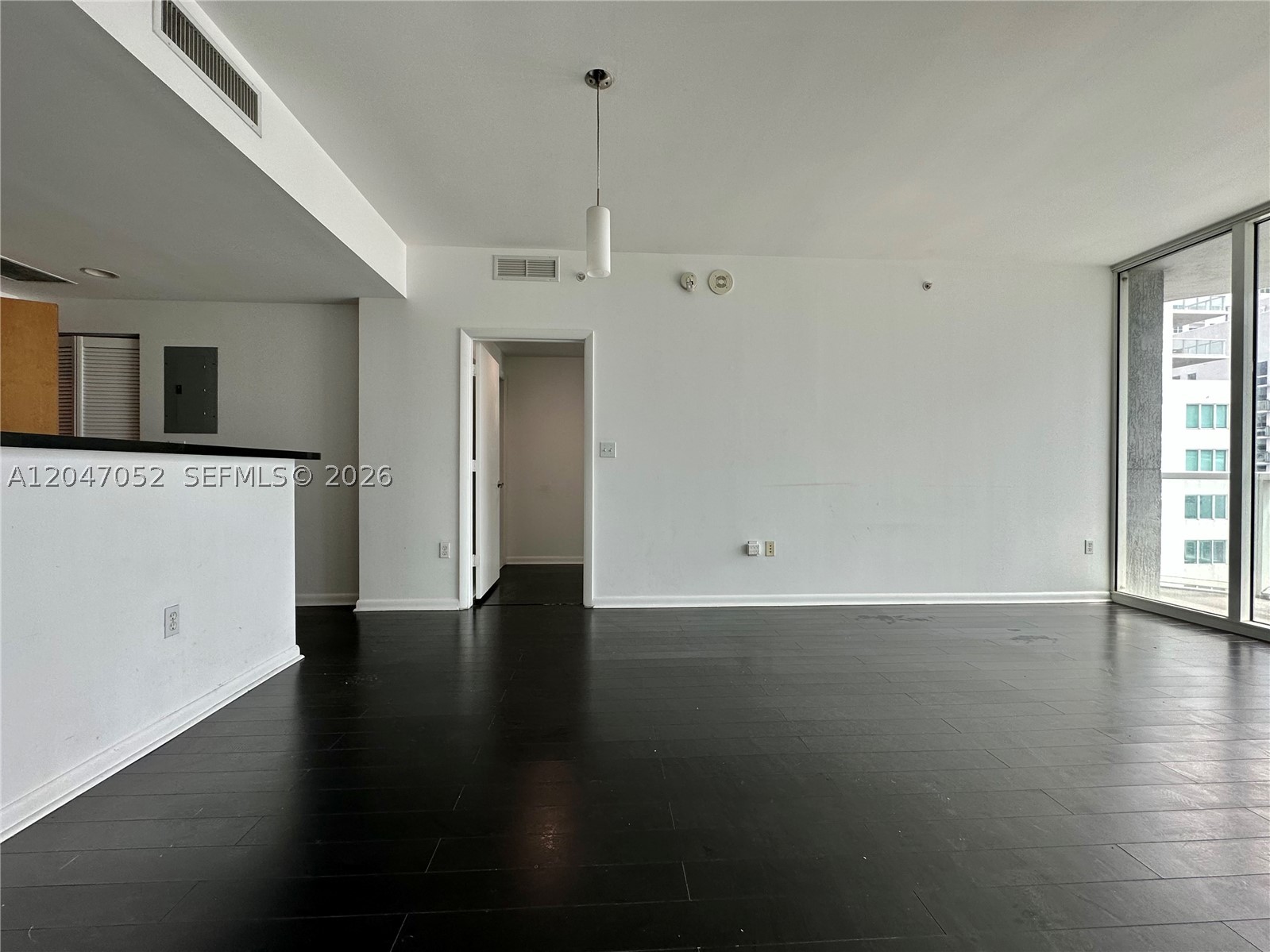 244 Biscayne Blvd #2610, Miami FL 33132