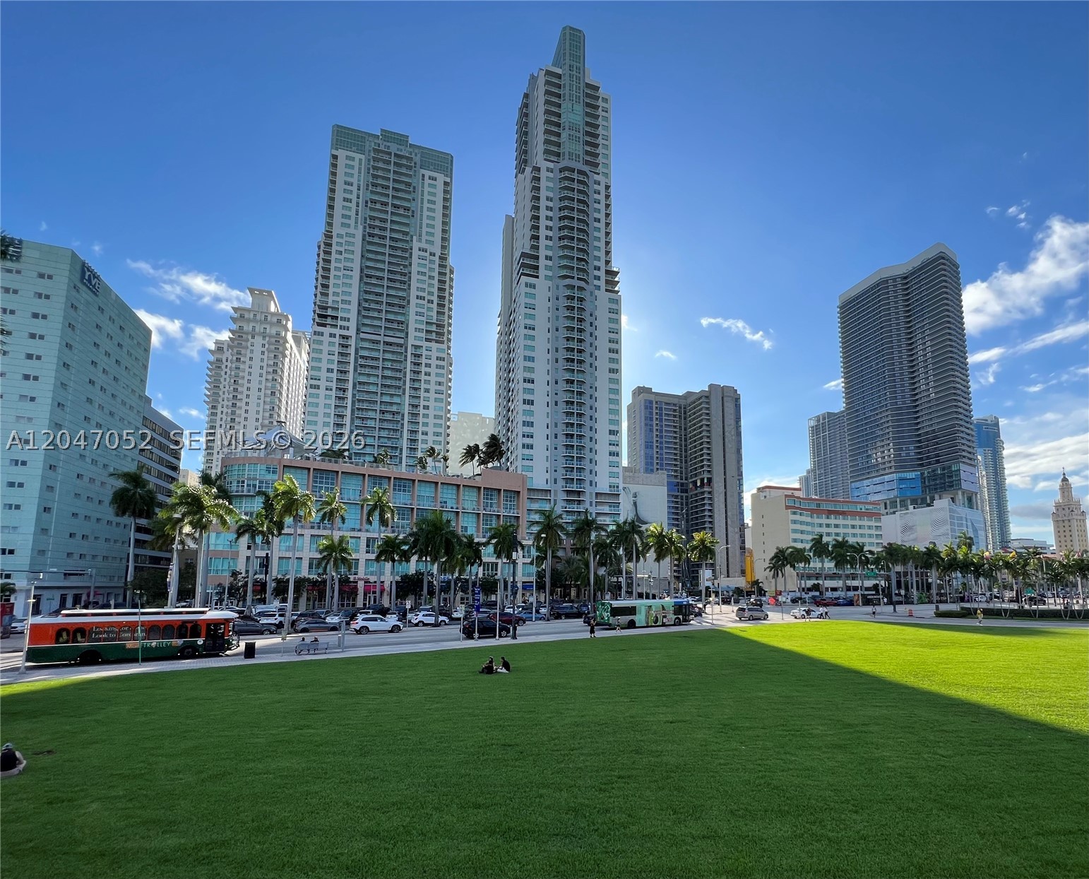 244 Biscayne Blvd #2610, Miami FL 33132
