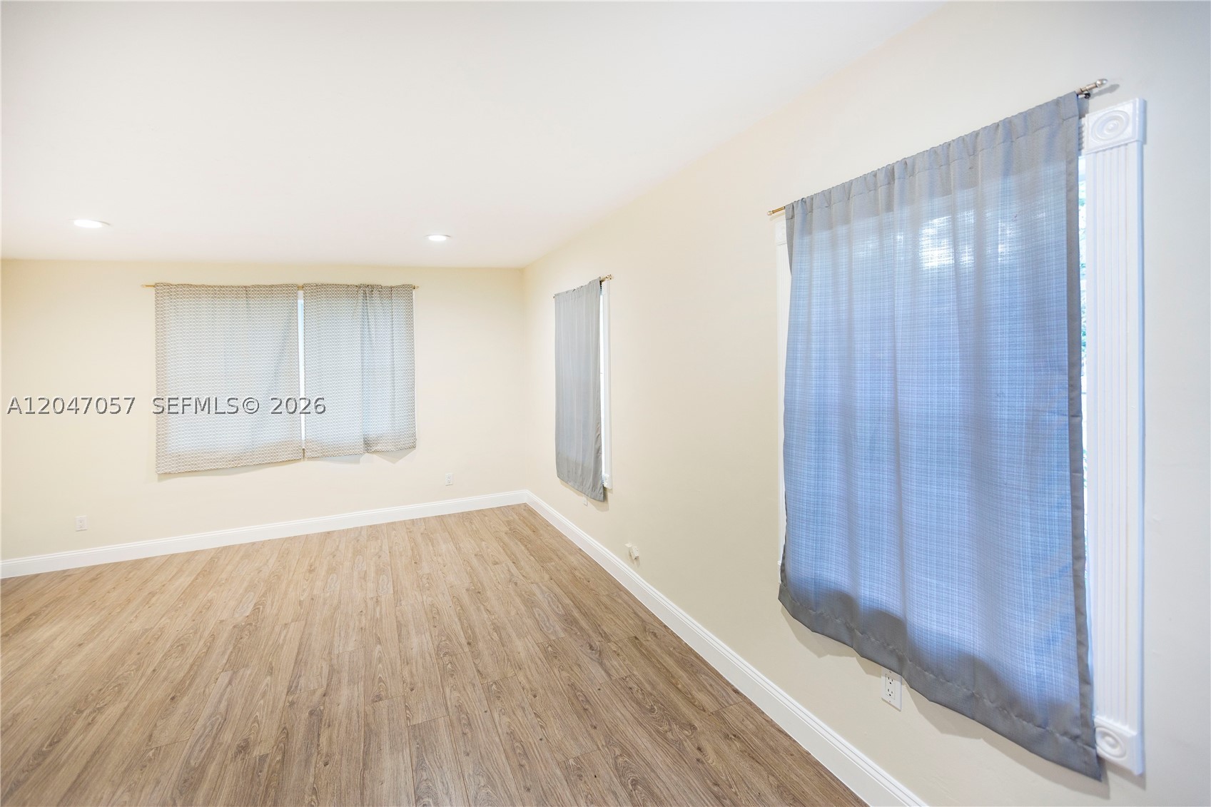 5451 SW 80th St, Miami FL 33143