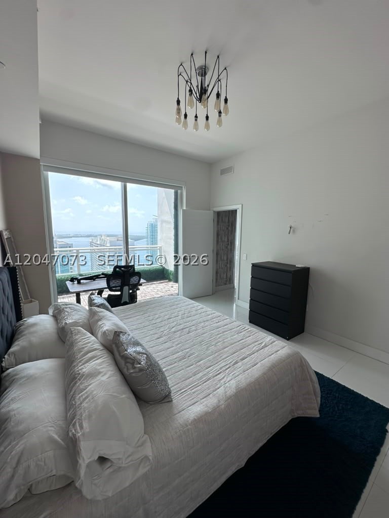 Miami FL 33131 - A12047073