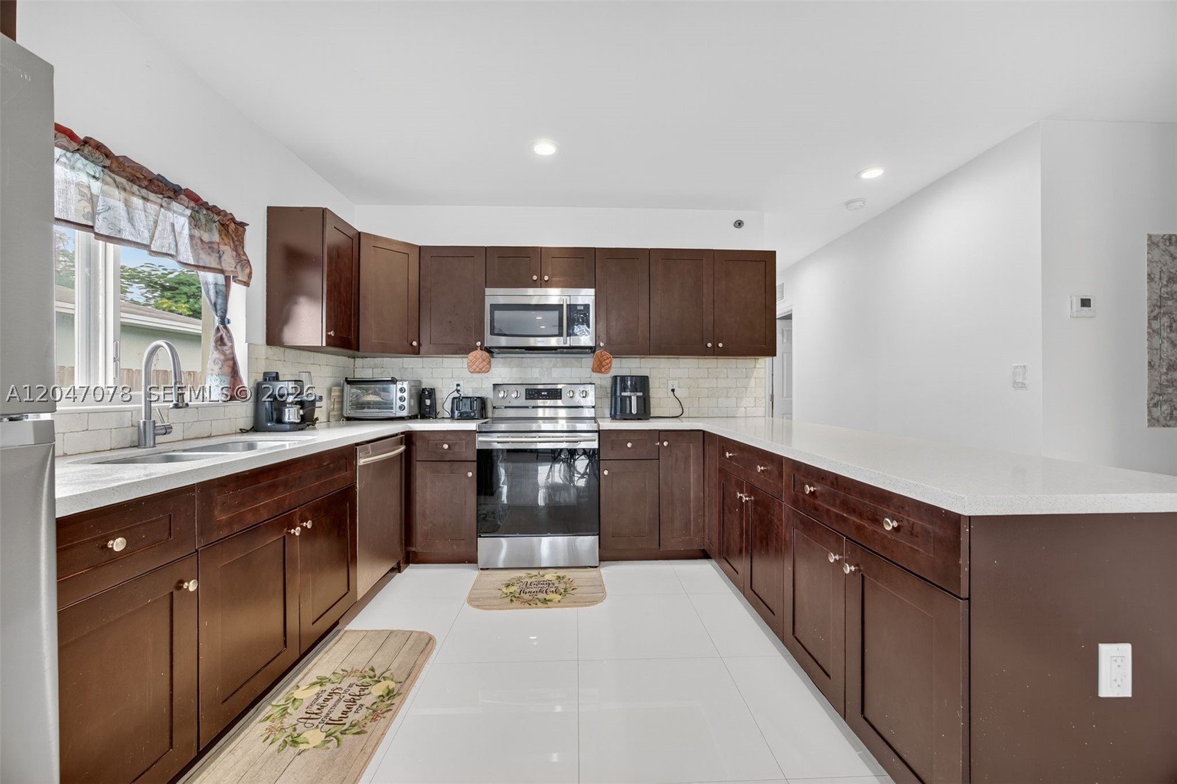 344 SW 3rd St, Florida City FL 33034