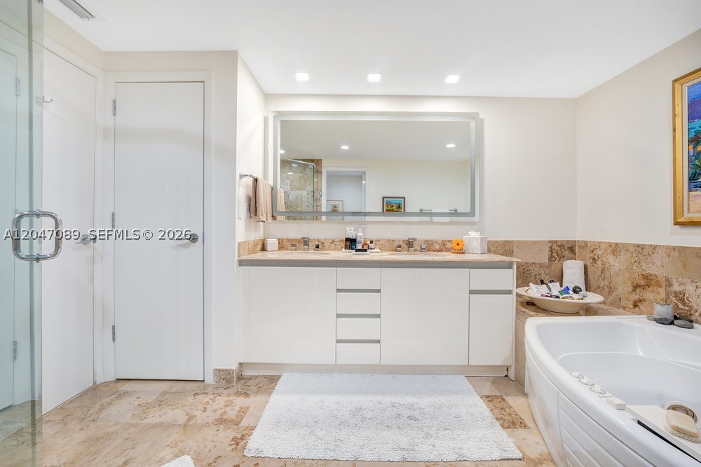 1455 Ocean Dr #904, Miami Beach FL 33139