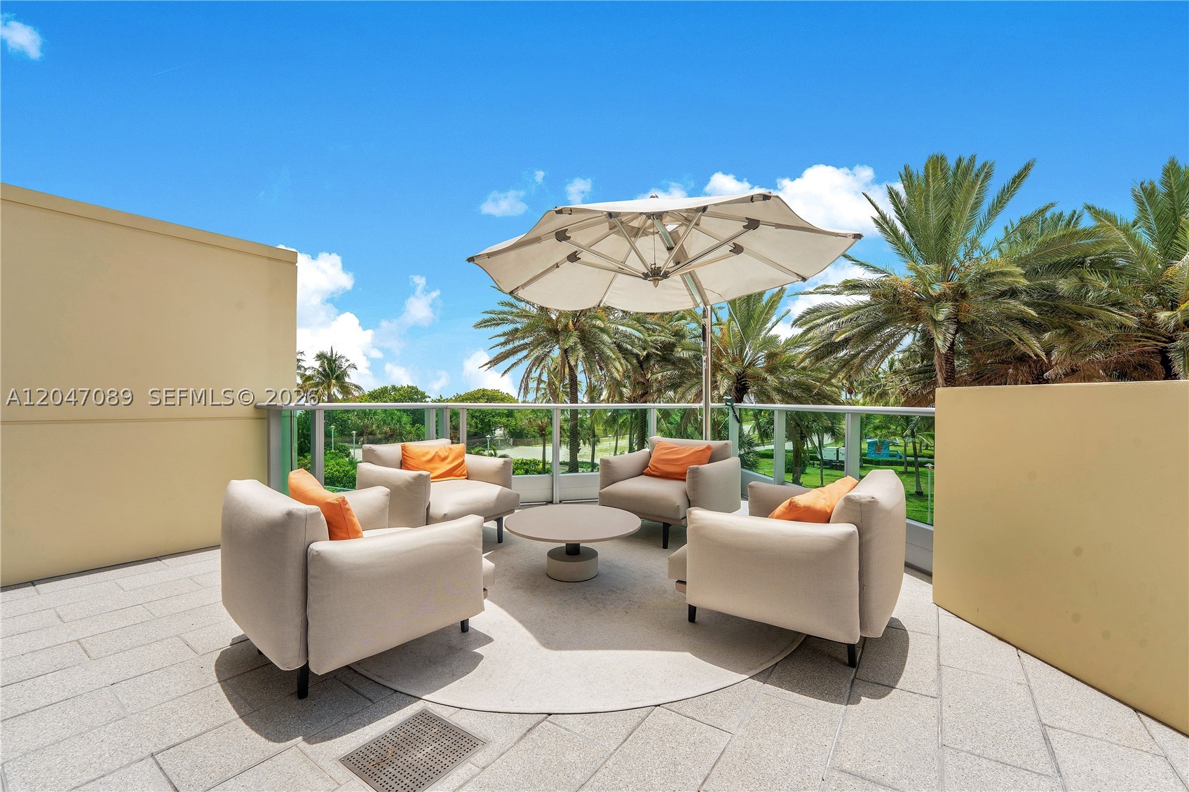 1455 Ocean Dr #904, Miami Beach FL 33139