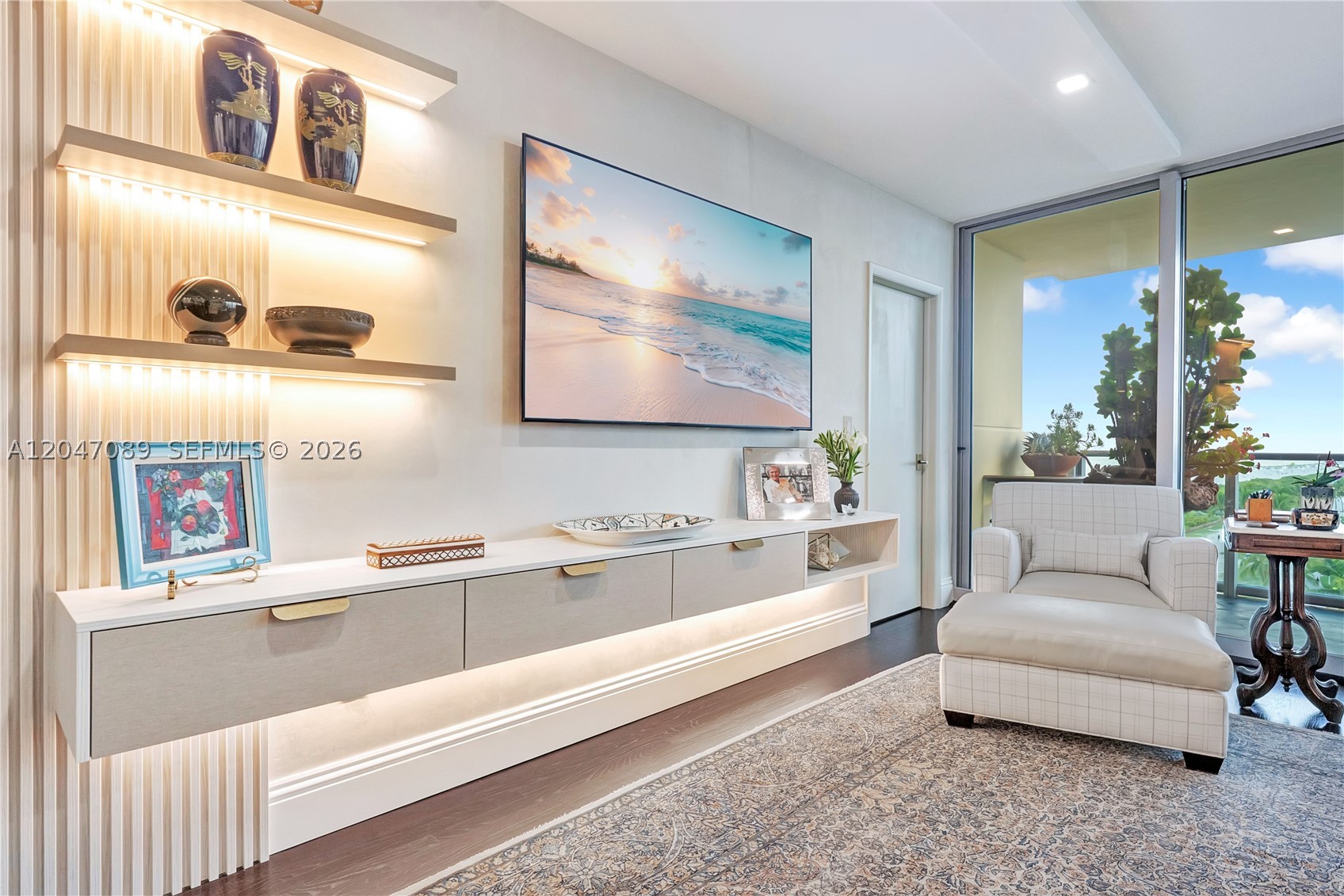 1455 Ocean Dr #904, Miami Beach FL 33139