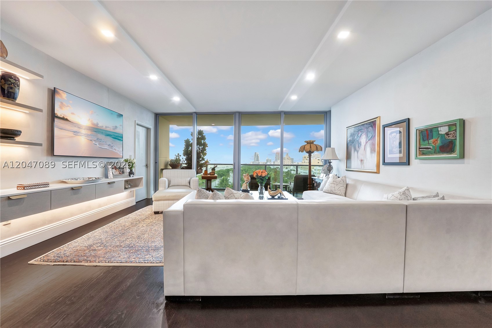 1455 Ocean Dr #904, Miami Beach FL 33139