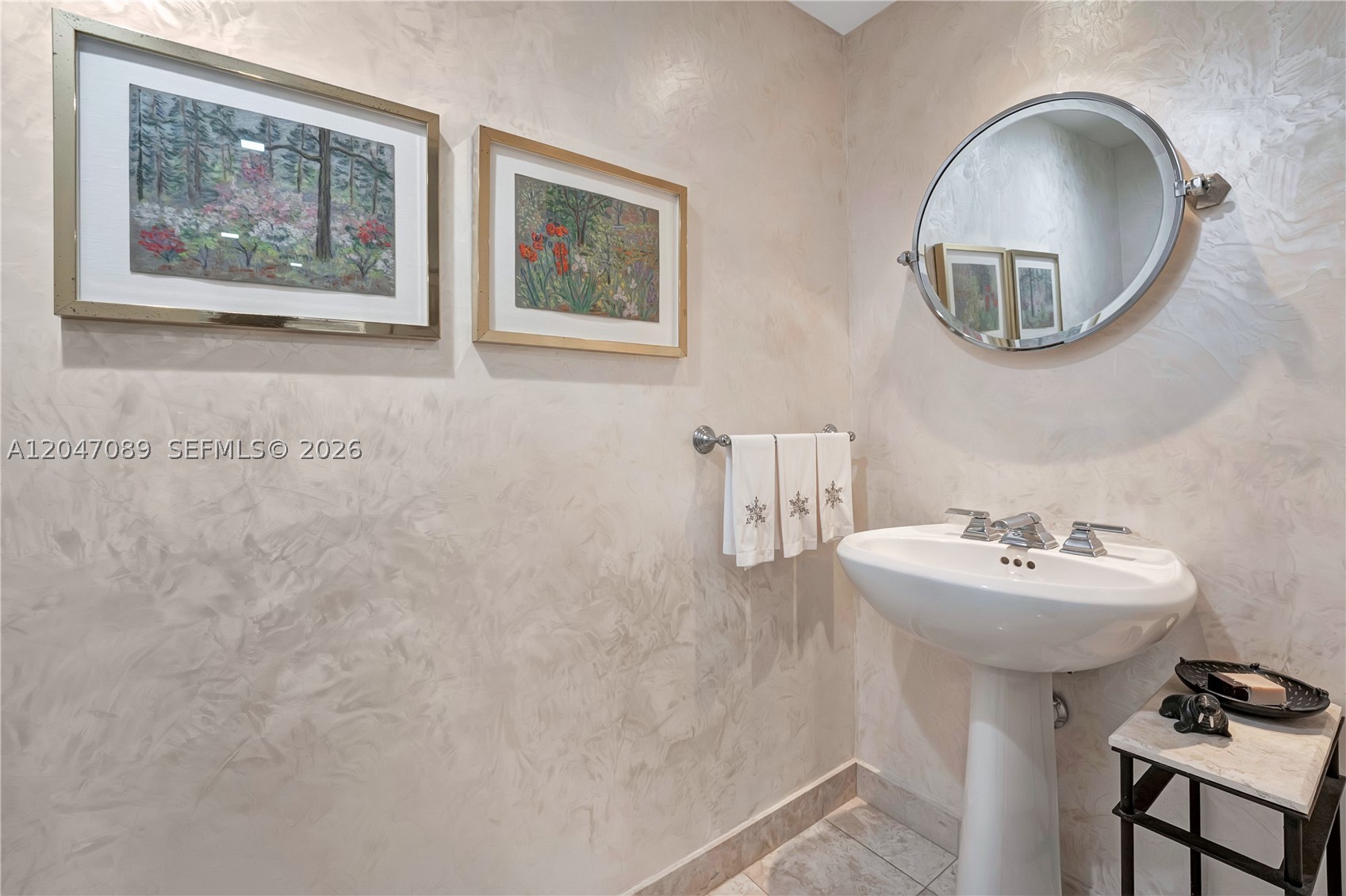 1455 Ocean Dr #904, Miami Beach FL 33139