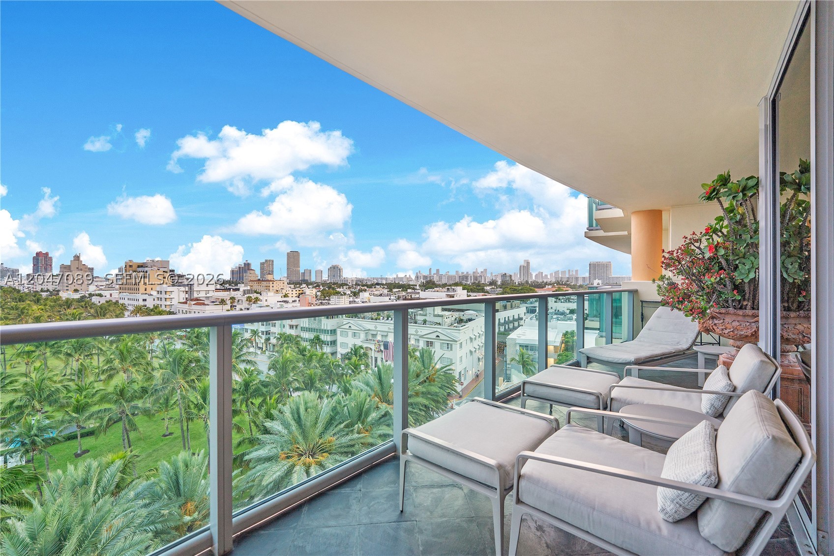 1455 Ocean Dr #904, Miami Beach FL 33139